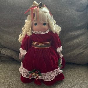 Precious Moments Stocking Doll Winter on Ice NIB